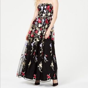 embroidered strapless dress